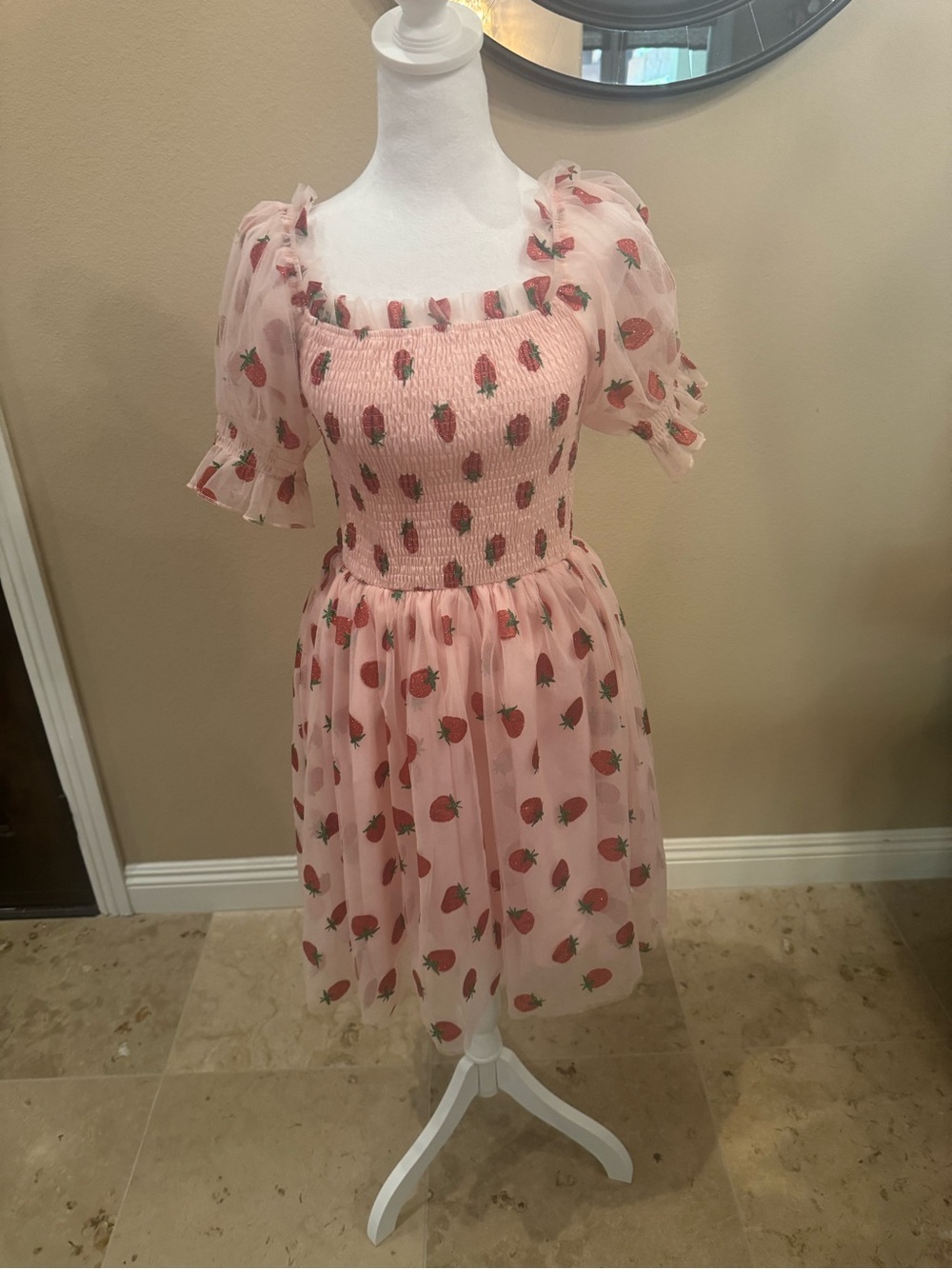 Pink Strawberry Print Puff-Sleeve Kids Dress